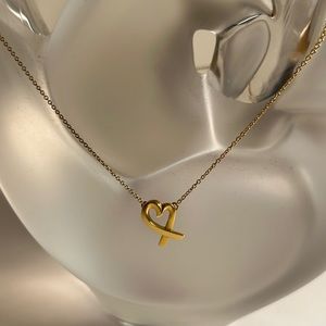 Authentic Tiffany & Co 18k Picasso Loving Heart necklace 16” excellent